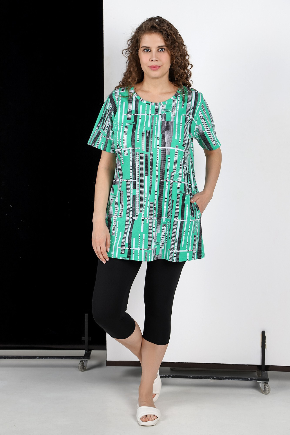 [m]Комплект женский бриджи+футболка К-706