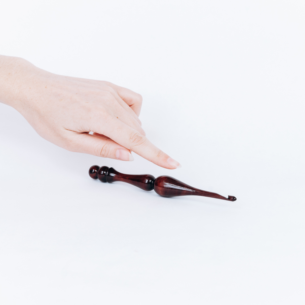 Деревянный крючок для вязания из древесины вишни 5 мм. K234