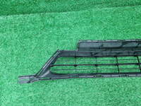 Решетка переднего бампера Toyota RAV 4 ca40 15-19