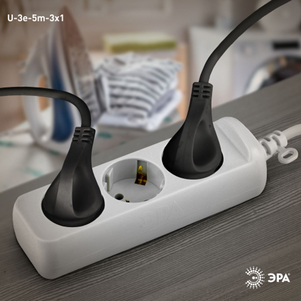 Удлинитель электрический ЭРА U-3e-5m-3x1 с заземлением 3 розетки 5м ПВС 3x1мм2 16А