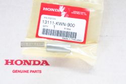 13111-KWN-900. PIN, PISTON
