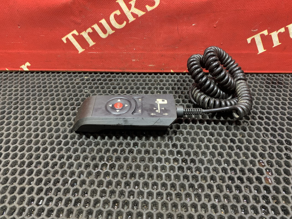 Пульт управления пневмоподвеской 2020г.