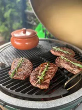 Керамический гриль Big Green Egg XL XLarge (очень большой), 61 см, ножки с рукояткой, столики