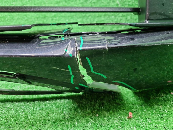 Бампер передний Lixiang L7 (2022-н.в.)