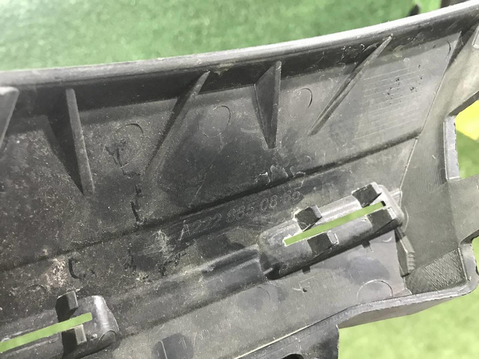 Кронштейн переднего бампера правый Mercedes S W222 (2013-2017)