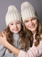 Шапка вязаная демисезонная тыковка