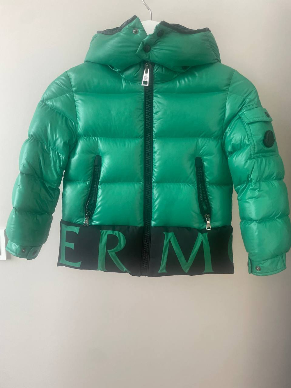 Пуховик Moncler