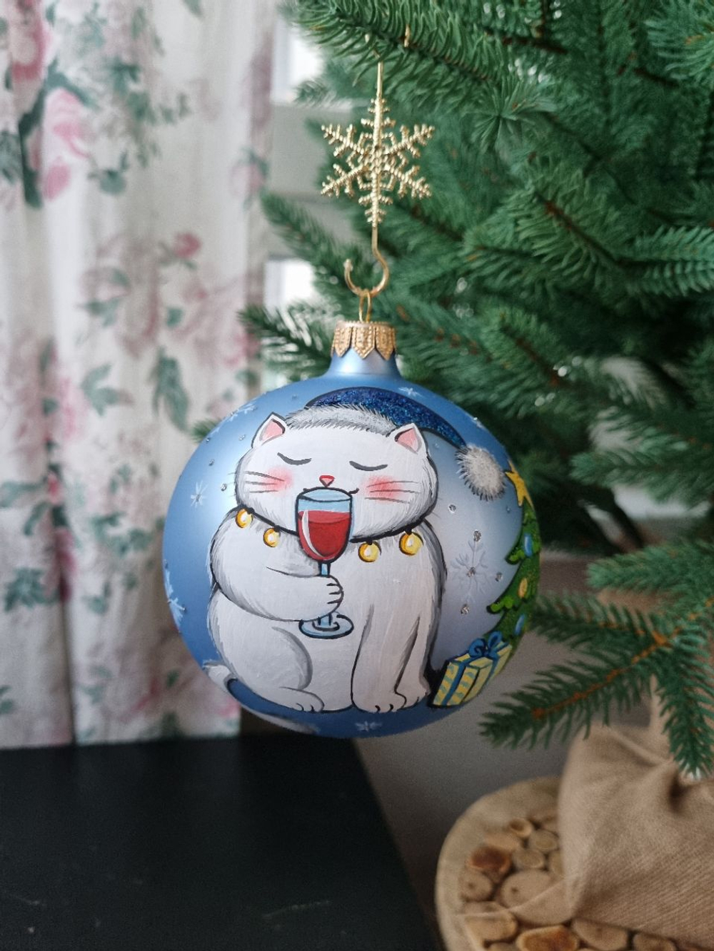 Шар стеклянный " с котико с новым годом! "