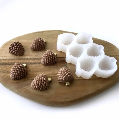 Силиконовый молд "Ёлочные игрушки шишки 2д"