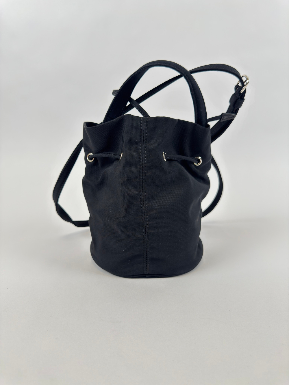 Сумка Balenciaga Wheel XS Drawstring
