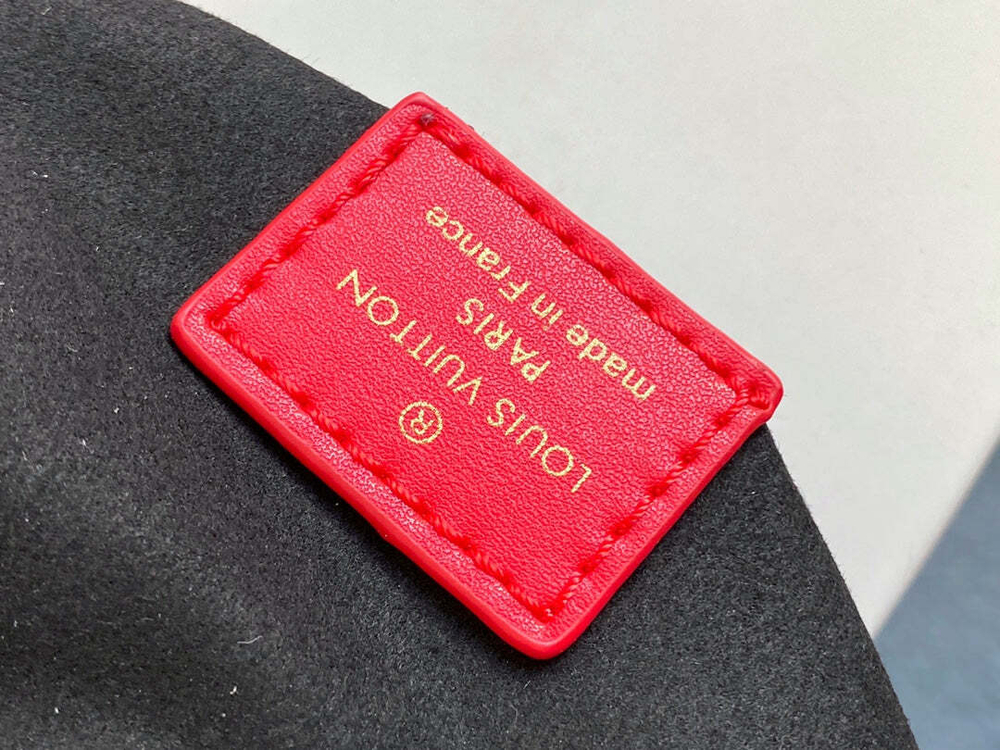 Louis Vuitton Metis