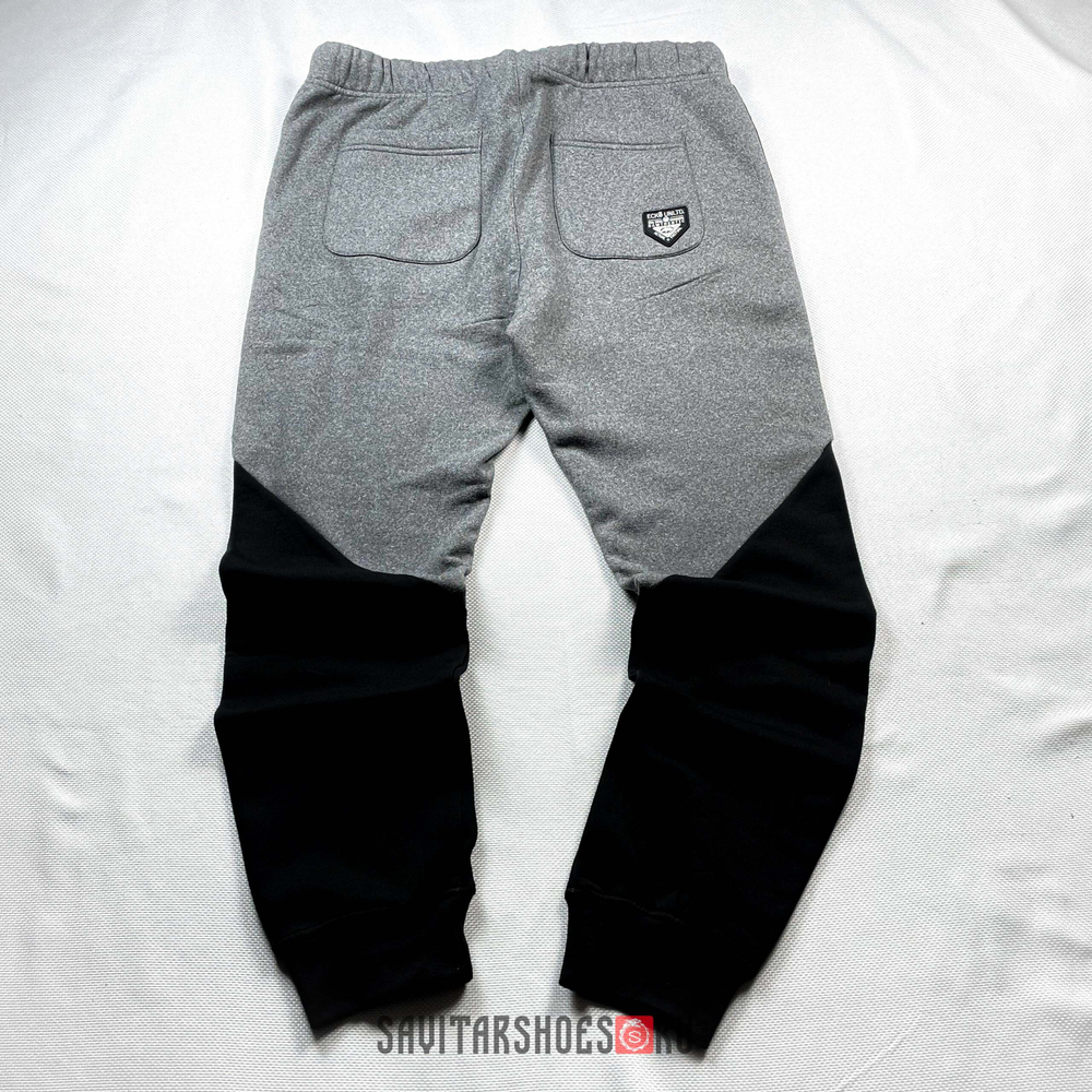 Спортивные штаны на флисе