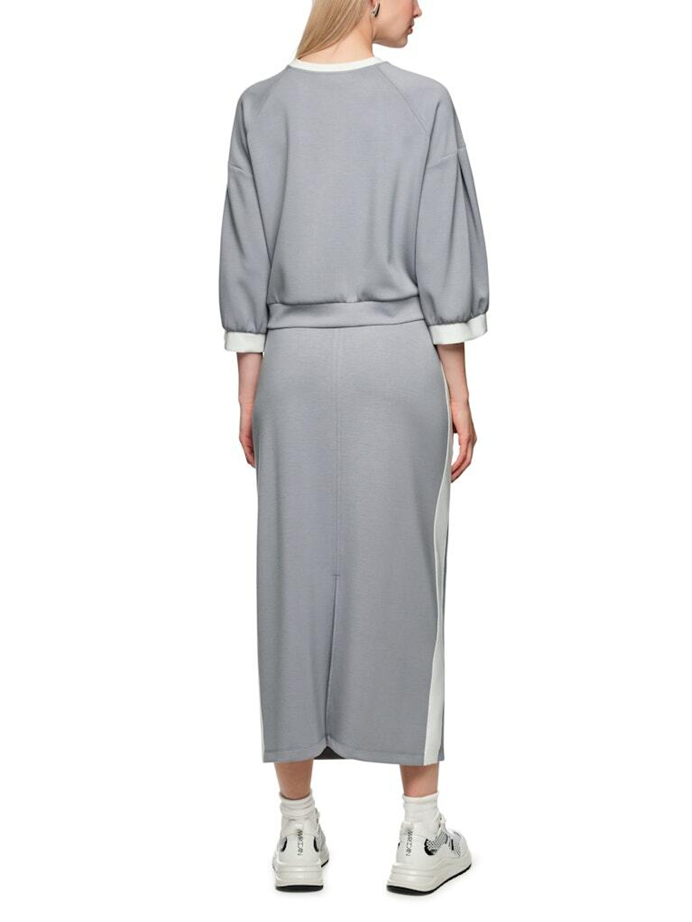 AS 44.01 J06   свитшот