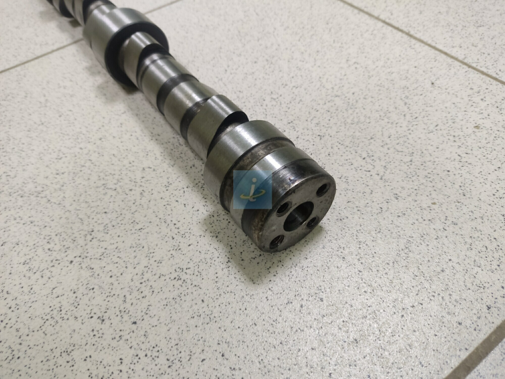 Вал распределительный 240-1006015