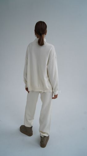 Костюм женский Мишка белый