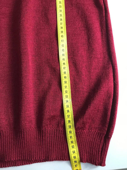 Жилетка вязаная, визуально на 48 размер