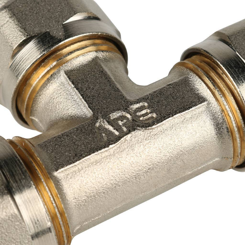 Тройник равнопроходный 16х16х16