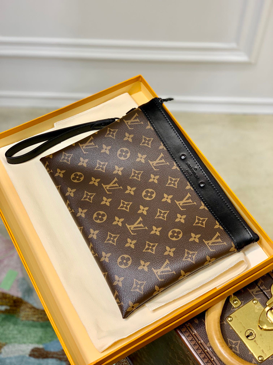Louis Vuitton Pochette To-Go