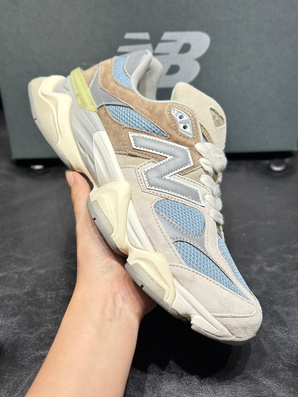 New Balance 9060