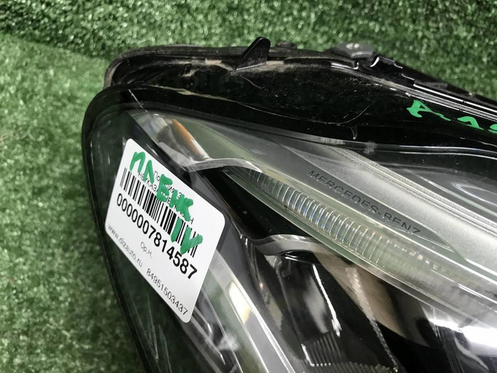 Фара правая Mercedes C w205 (2018-2023) LED