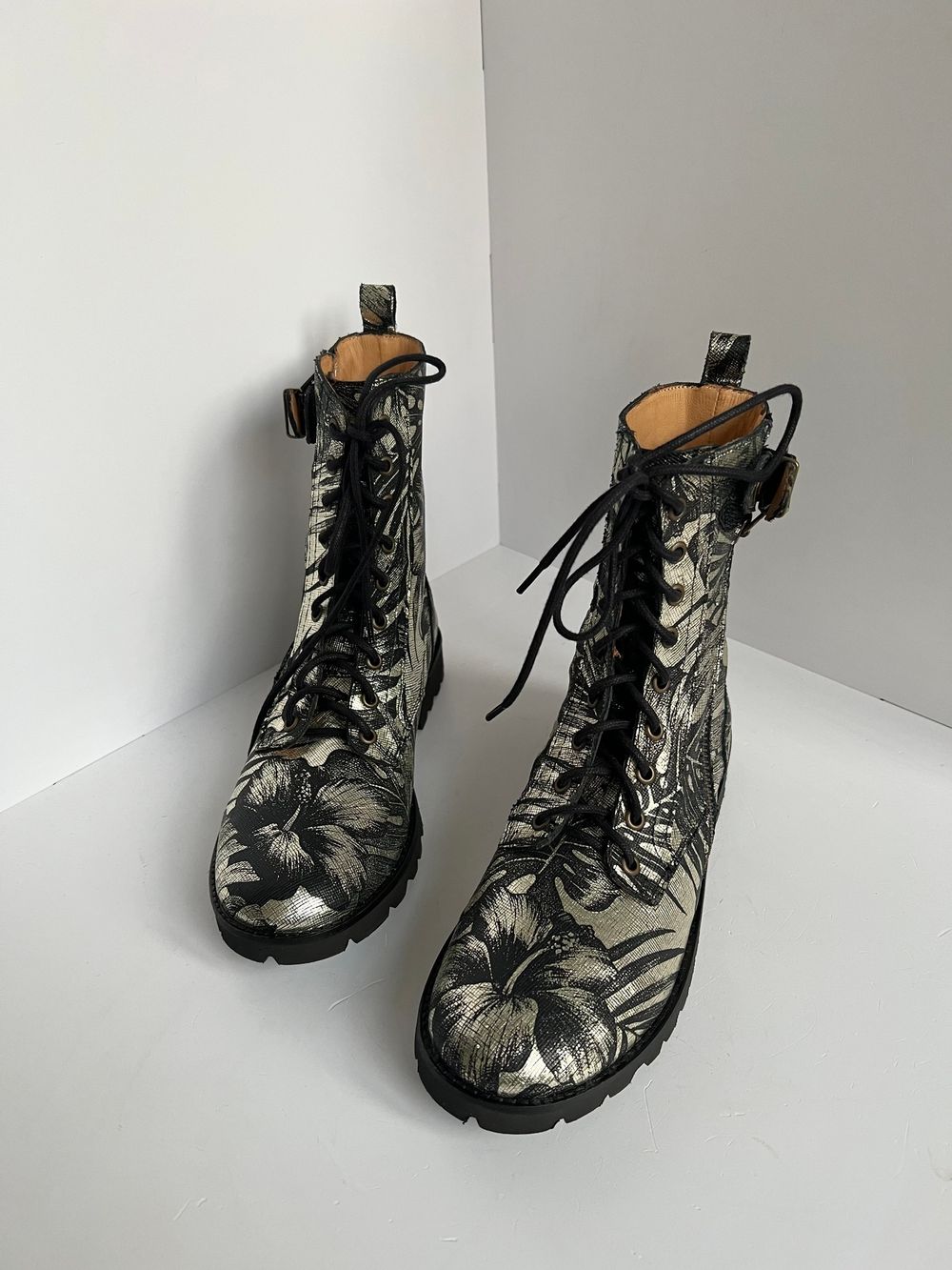 Новые ботинки Pom D’Api, 35