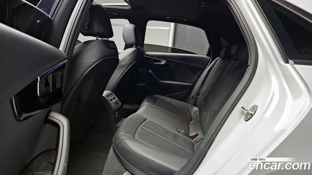 Audi A4 (B9) 35 TDI Premium (10.2020)