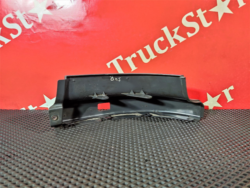 Планка над фарой правая