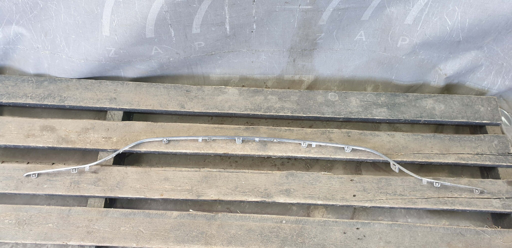 Молдинг заднего бампера Mercedes E (W213)  Б/у Оригинал A2138856901