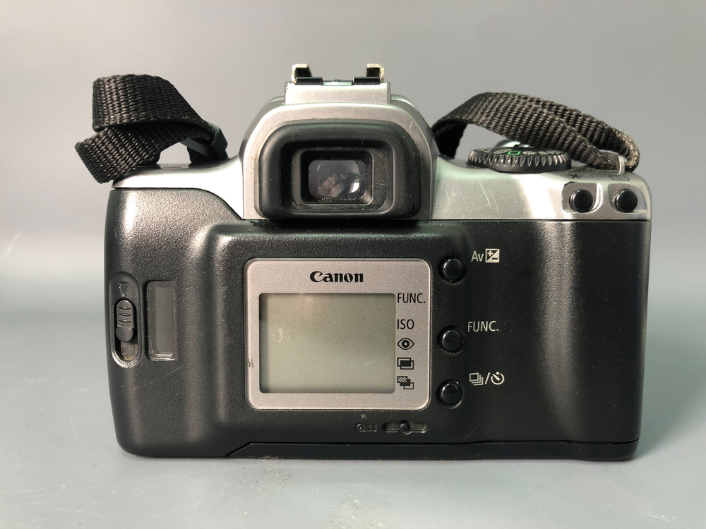 Canon EOS 3000V kit EF 28-90mm 4-5.6 II