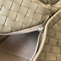 Bottega Veneta Medium Backpack 46 cm
