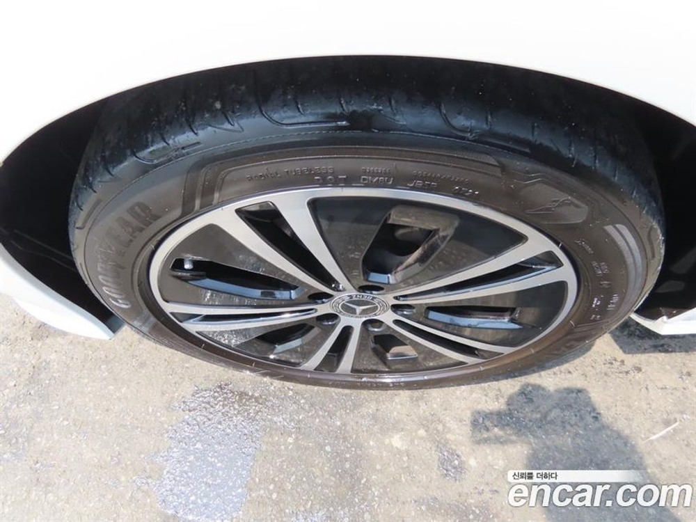 Mercedes-Benz E-Class W213 E250 Avangarde (04.2021)