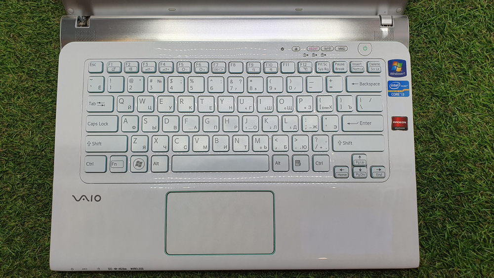 Ноутбук Sony i3/4Gb