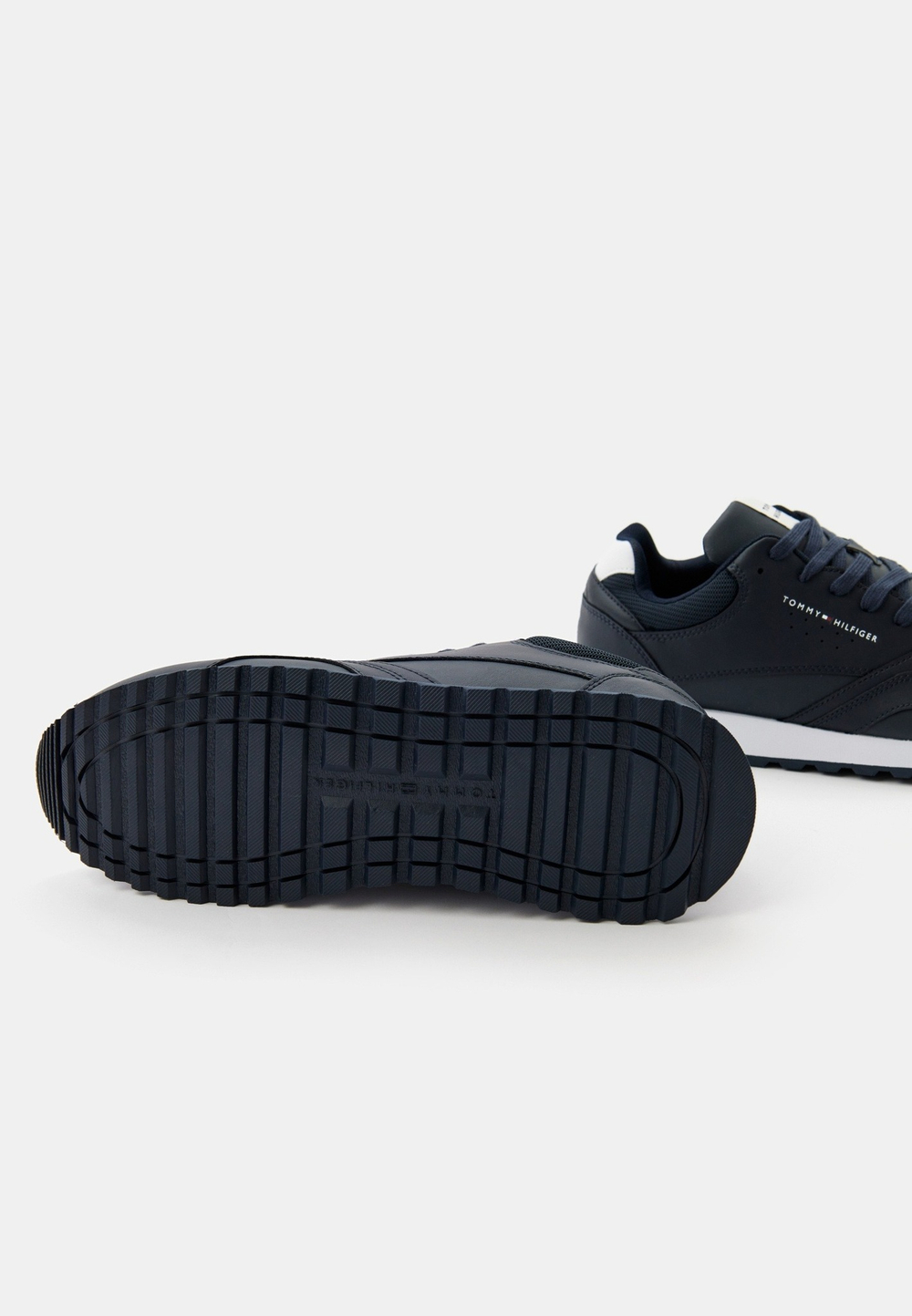 Кроссовки мужские TOMMY HILFIGER NEW RUNNER EVA LTH E