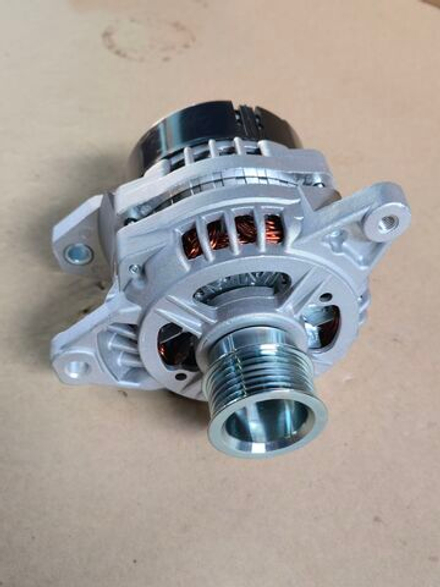 Генератор Камаз, МАЗ, Урал дв.ЯМЗ-656, 658 ЕВРО-3 (вып.с авг.2009г)поликлин. шкив 28В 90А Автоэлектрика