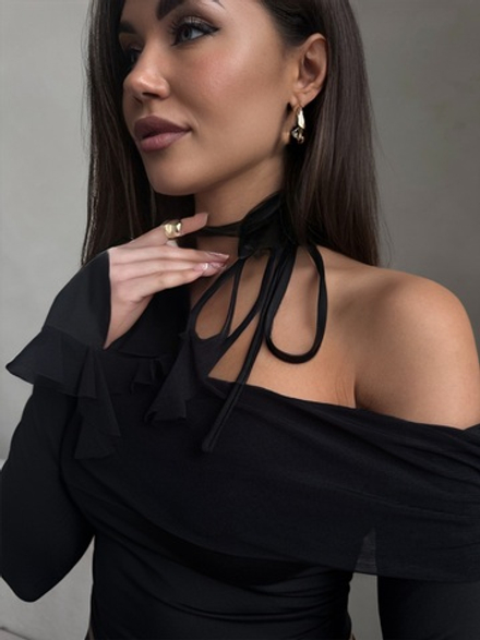 Женский костюм топ с юбкой воланы с розой черный