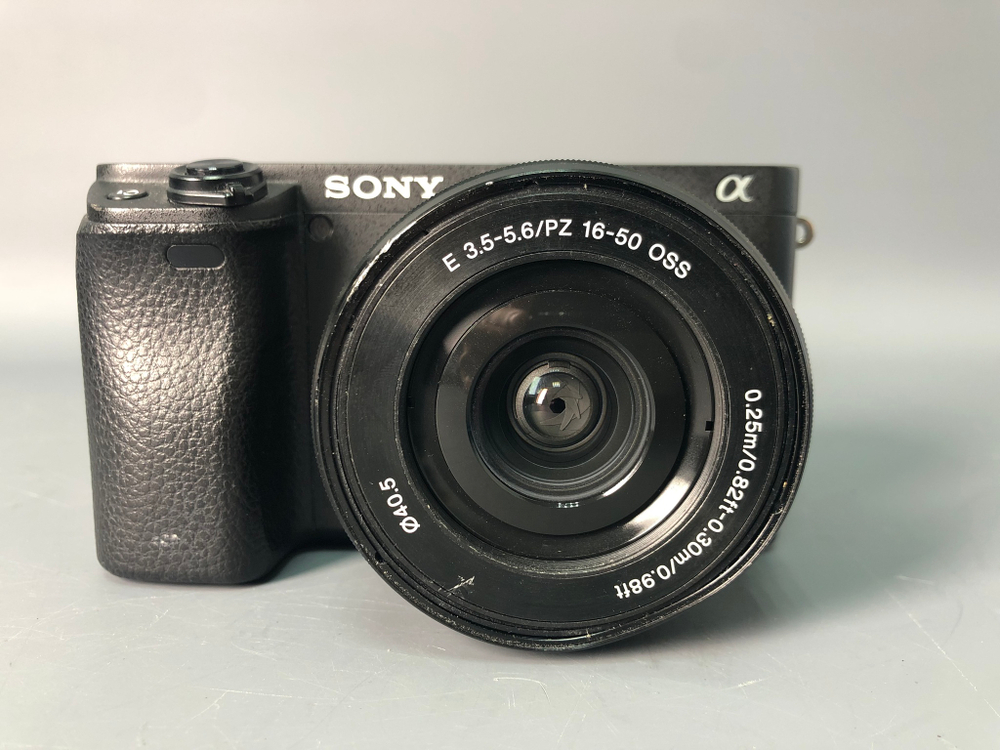 Sony A6400 Kit 16-50mm