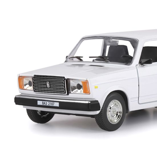 Модель машины ТМ АВТОПАНОРАМА 1/24 ВАЗ 2107, белый (свет, звук) JB1200157