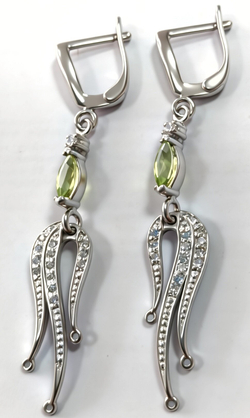 Ювелирные серьги из серебра 925 пробы с подвесками,вставка хризолит,фианиты