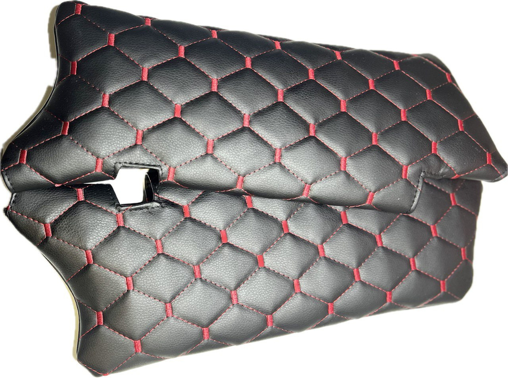 Чехлы на козырьки ВАЗ 2110, 2111, 2112 (красная нить Рубин)