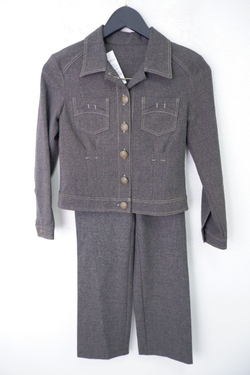 Костюм-двойка Милашка Сьюзи серый на 10-11 лет, новый