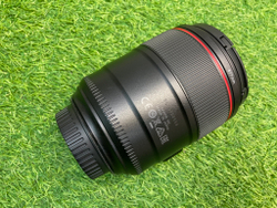 Canon EF 85mm 1.4L IS USM