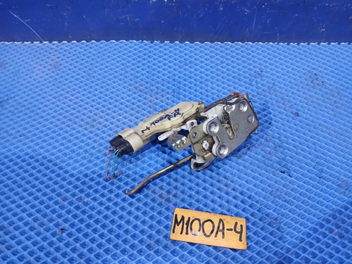 Замок двери передней правой TOYOTA DUET 1998-2000