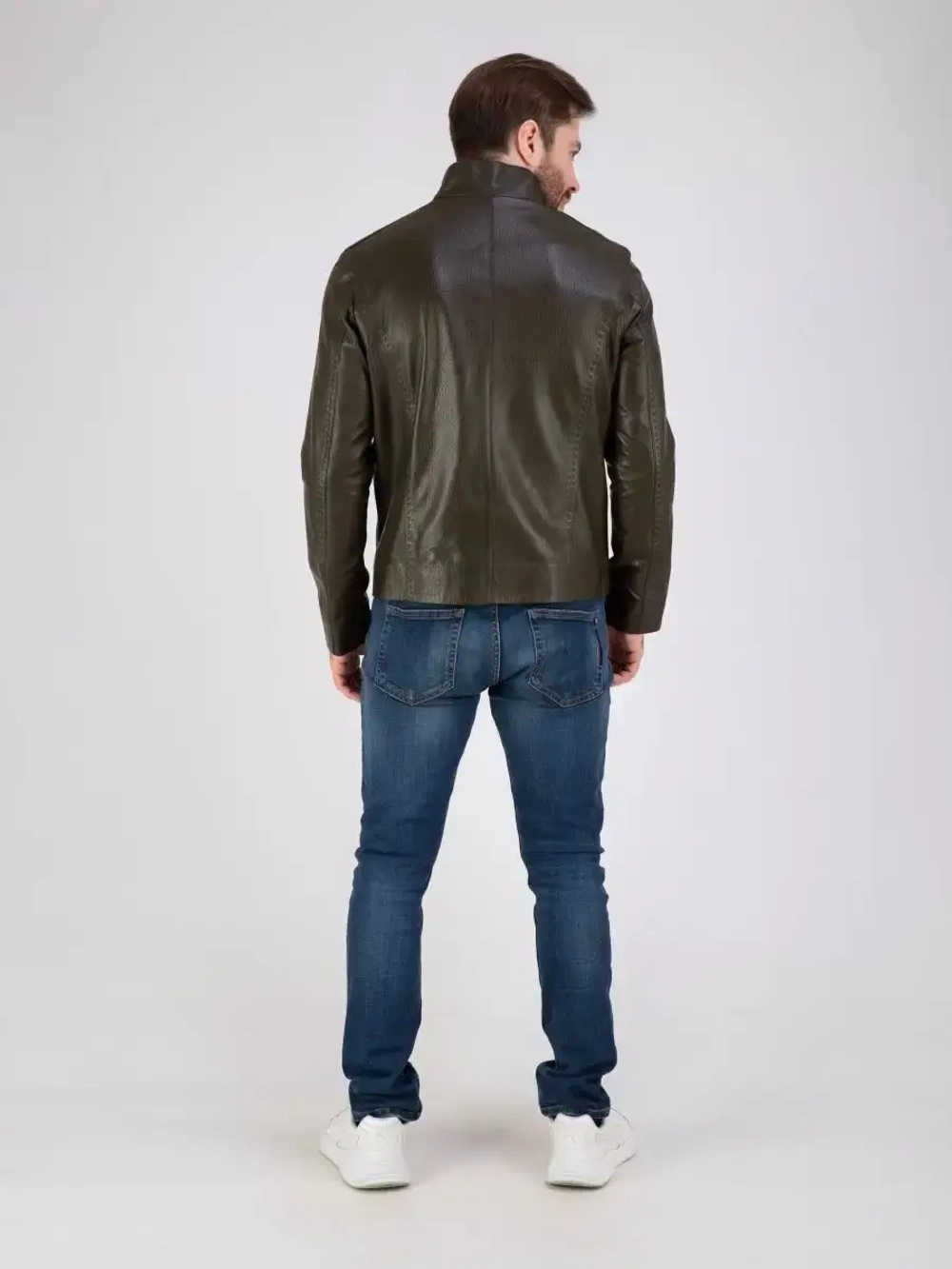 Кожаная куртка демисезонная