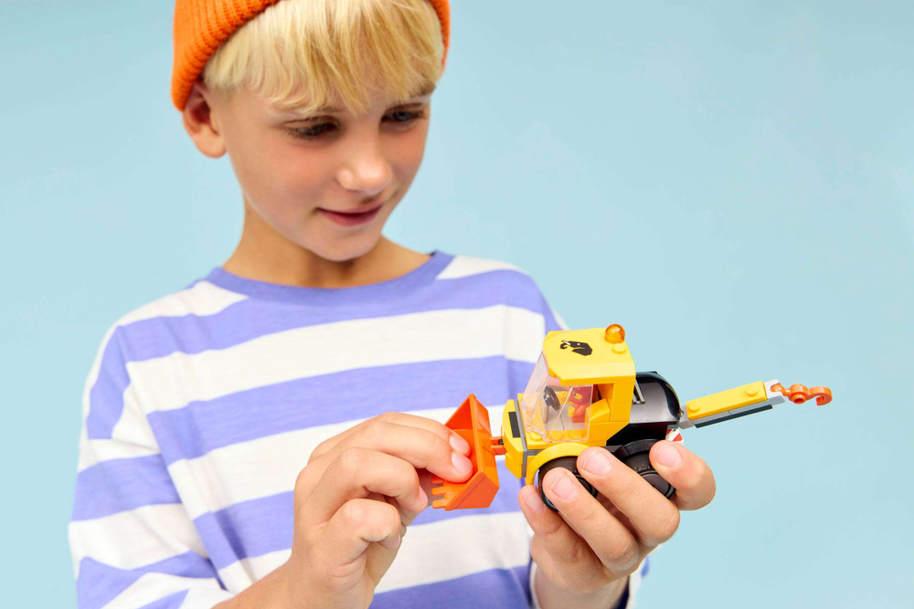 Конструктор LEGO City 60483 Rides – Construction Loader