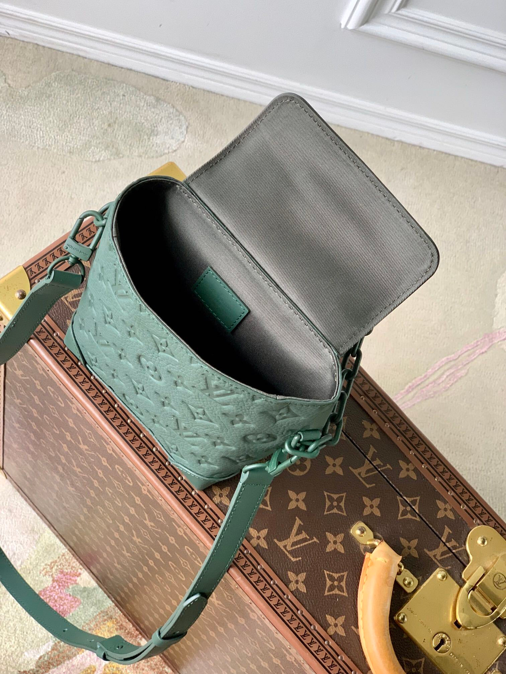 Louis Vuitton Nano Steamer