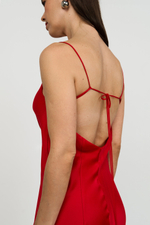 Платье- комбинация с открытой спиной