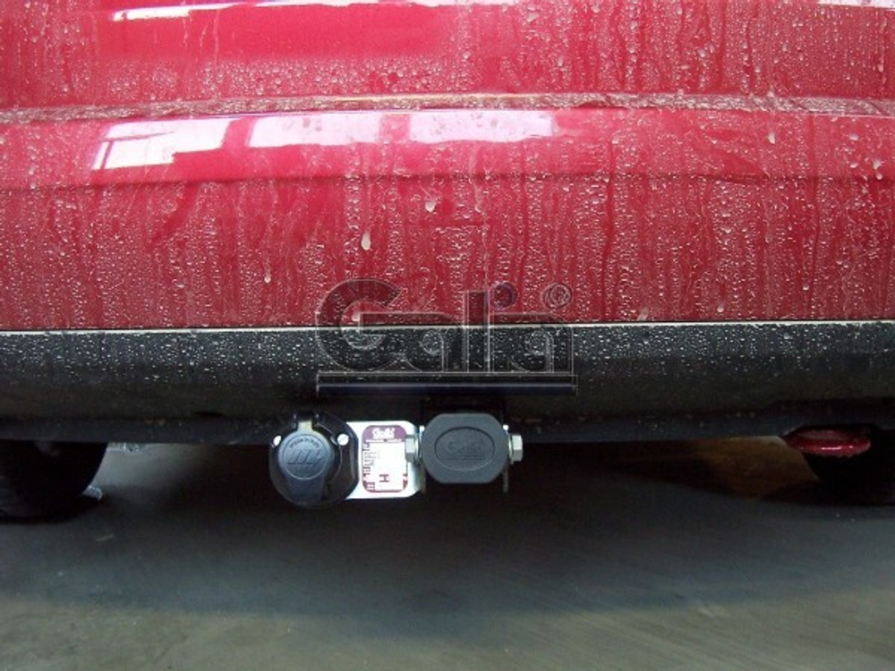 Фаркоп оцинкованный Galia S095A для SEAT Ibiza IV хетчбек 3/5 дверей 2008-2017, Ibiza ST универсал 2010-2017(паспорт и сертификат в комплекте)(без электрики)