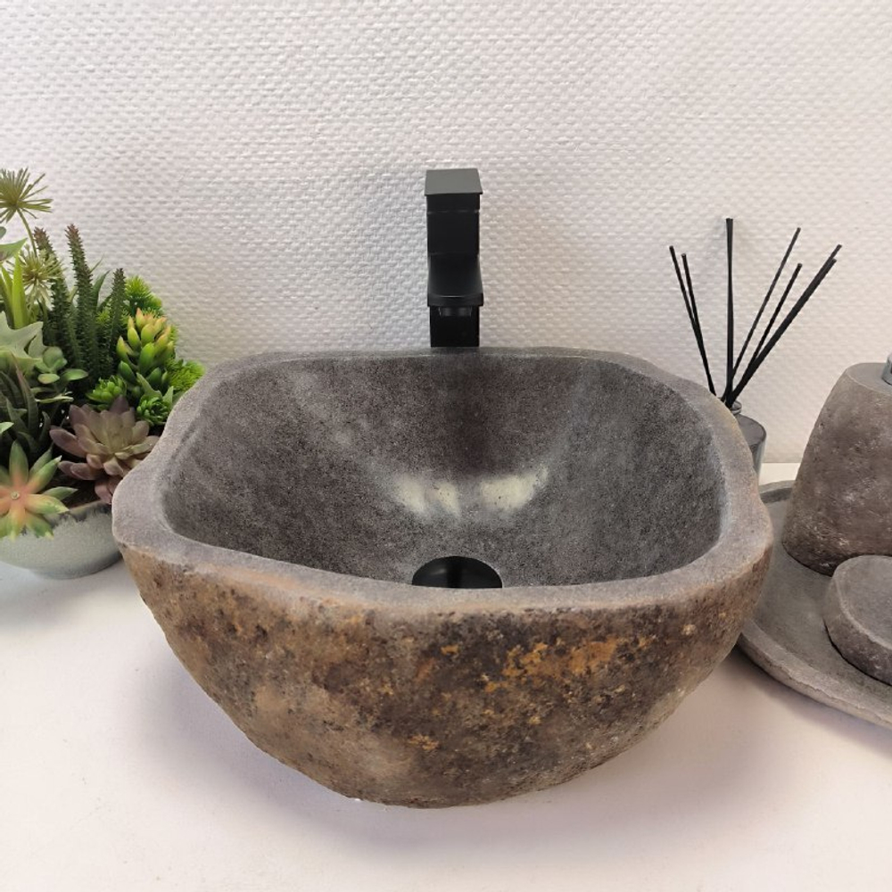 Раковина из речного камня RS-63477 (40*37*15) 0122