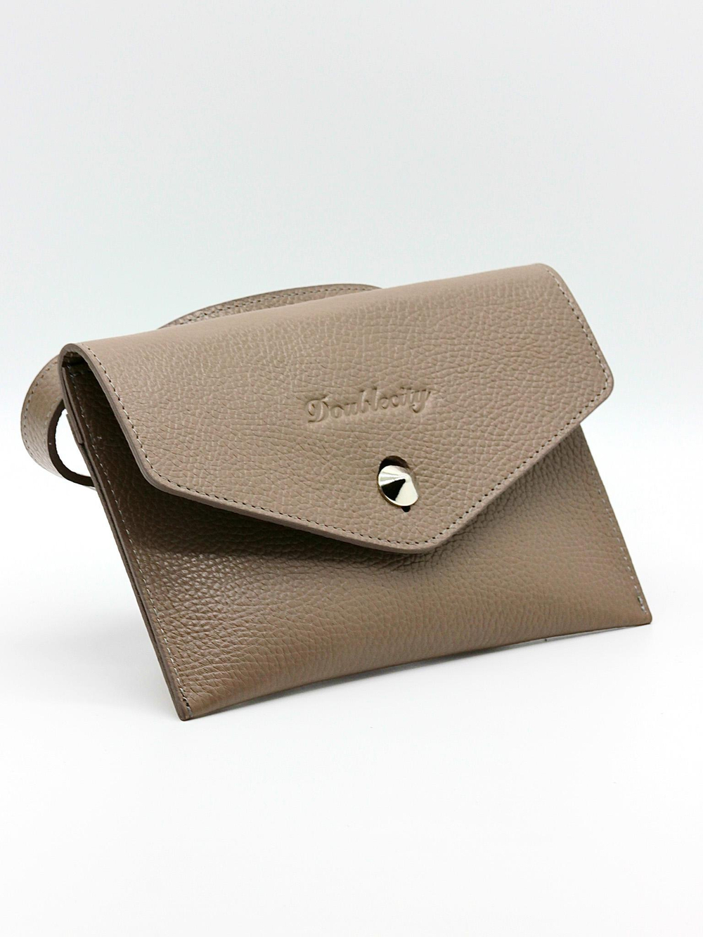 Аккуратная женская маленькая коричневая плоская сумочка из натуральной кожи 20х14 см Doublecity DC281