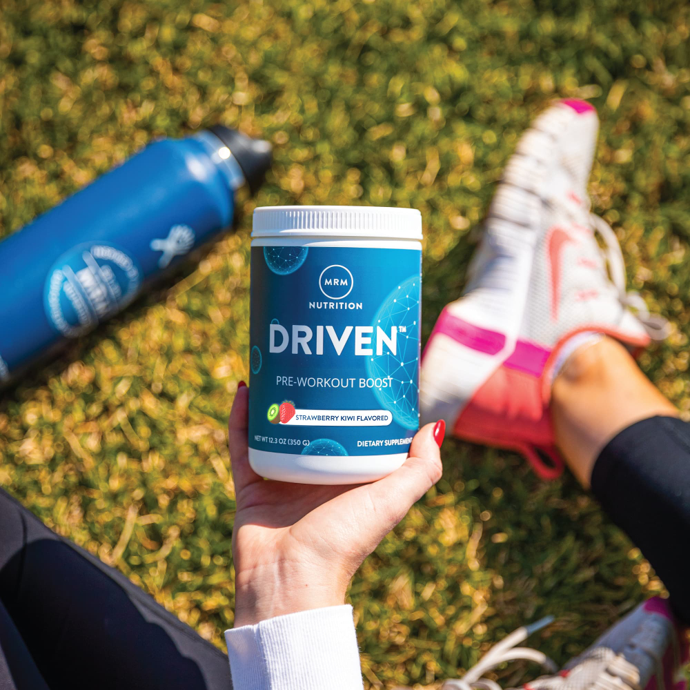 MRM Nutrition, DRIVEN ™, предтренировочная добавка, клубника и киви, 350 г (12,3 унции)